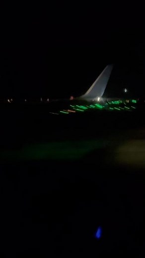 Delta 737-900 ROARING Takeoff From San Francisco (SFO)! #viral