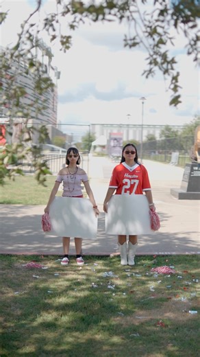 UH Homecoming #CougarRedFriday #UHBauer = feeling good 😎 | UH Bauer College of Business