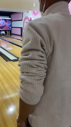 #creatorsearchinsights #tiktokjapan #viral❤️💪🙏✅ for you page Japanese man playing Bowling 🎳