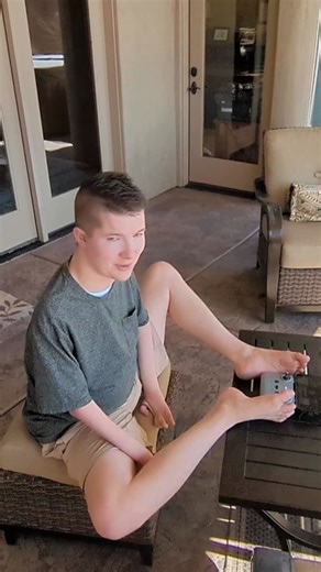 This is how I fly a drone with my feet! #skills #nohands