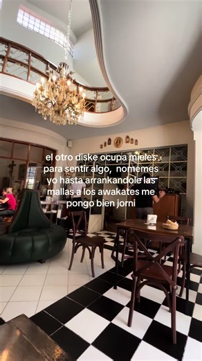 Aguacates con Miel: Un Poema y Sabores Irresistibles