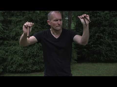 How to play the bones in 4 easy lessons...