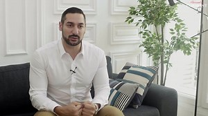 Faut-il manipuler un homme pour le pousser à s'engager ? 😮 Comment prendre confiance en soi pour attirer un homme ? Découvrez tous les secrets de la psychologie masculine pour être enfin TOTALEMENT heureuse en amour ici : http://bit.ly/comprendre-homme | Alexandre Cormont