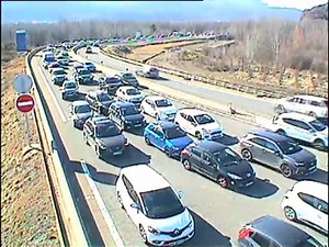 Bouchon sur l'autoroute A51 au péage de la Saulce direction Gap | Autoroutes Info Trafic France