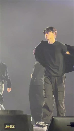 ACAK ACAK AJA ICE BSDNYA BANG: ATEEZ in Jakarta