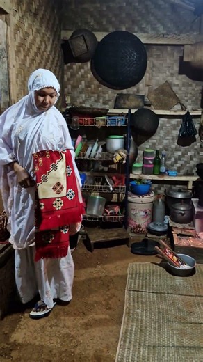Waktu maghrib di dapur jadul, jaman dulu #pelosokcianjur #kitchen #dapur #maghribvibes