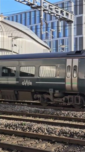 158950 departs Newport (Gwent) for Cardiff Central #GWR #Class158 #sprinter