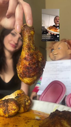 The best baked chicken drumsticks 😮‍💨 #chickenleg #bakedchicken #chickendrumstick #easyrecipe Baked chicken legs Ingredients - 5-6 chicken drumsticks - 1 tsp onion powder, garlic powder, dried oregano & paprika - 1/2 tsp turmeric & cayenne - salt & pepper to taste - 3 tbsp butter - Olive oil Instructions - preheat oven to 400 - Clean prep chicken legs, set aside - Mix together spices above to create spice blend - In a bowl add chicken legs, spice blend to taste & olive oil. Mix until all legs 