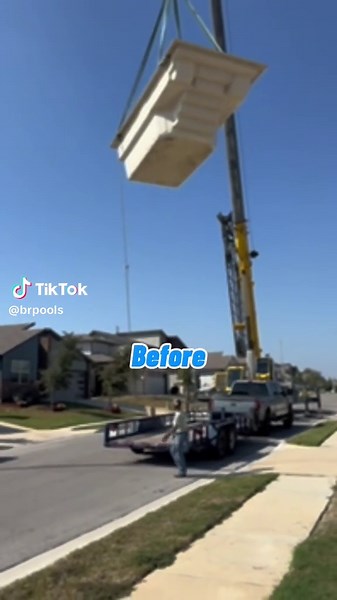 From Sky-High to Backyard Bliss! This homeowner wanted a backyard oasis, but tight access meant only one way in—by crane! As the pool soared over the rooftop, neighbors gathered to watch the jaw-dropping moment. With expert precision, it was gently placed into position. Fast forward a few weeks, and that once-empty yard is now a stunning retreat! Sparkling water, lush landscaping, and a dream come true. 🌴💙 Who else would love to see their pool fly in? ✋ Featured pool is the Escape Plunge in Ev
