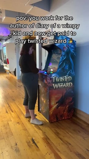 jeff kinney: best boss in the world? we’d say so 😌 #wimpykid #diaryofawimpykid #twistedwizard #jeffkinney #gregheffley #gaming #wackadoodletime #arcade #worklife #officelife #wimpykidtiktok #wimpykidstudio #pov