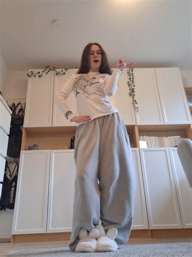 Discover Girl's Generation: K-Pop Dance Moves