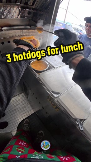 Delicious Lunch: 3 Best Hotdogs to Try