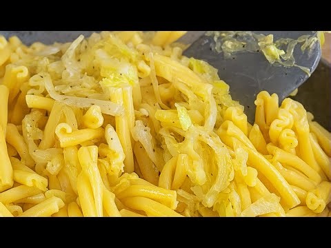 When I have cabbage and pasta at home, I always make this recipe.