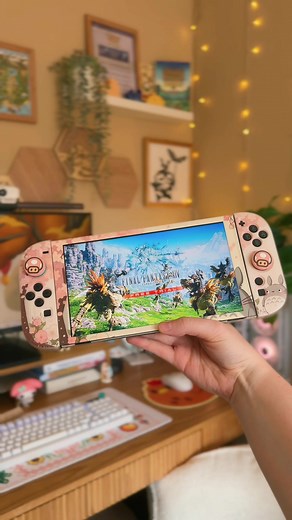 #ad I finally played Final Fantasy 14 Online!! FFXIV Online has finally released on the Switch 2 & I've been enjoying it so much!! I always wanted to play this game, but I typically play a lot of my games handheld or on-the-go! With the game now being available on Nintendo Switch 2, it felt like the perfect time to finally give it a go! I love that I can play it both docked & handheld now it's available on this platform - plus I can enjoy the game in shorter sessions if I like - super helpful!!