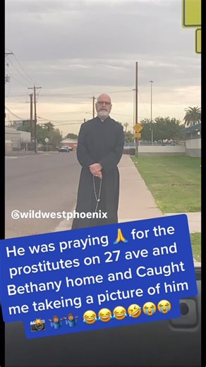 ARIZONA ☀️ HOME OF THE HEAT | Doing gods work in Phoenix 🙏🏽 may all street walkers be freed from the grips of their pimps 🙇🏽 @wildwestphoenix • • • • #wildwestphoenix... | Instagram