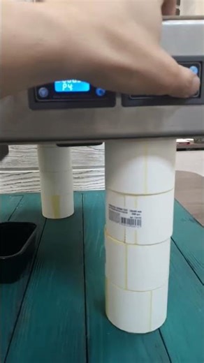 tray denester machine. денестер. разделитель пластиковой тары. раздатчик лотков.