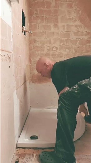 How to fit a shower tray the correct way