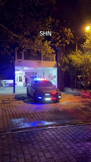 Çakarlı Araba: İstanbul'un Gösterişli Araçları