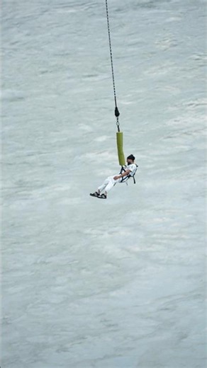 jump height can't stop you #bungeerishikesh #shortsfeed #explore