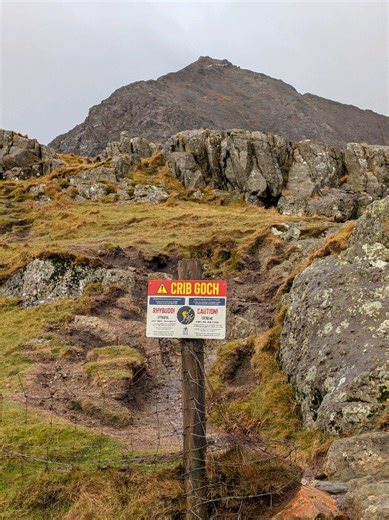 Weatherman was showing sun and clear skies, the mountain had different ideas. Crib Goch & Crib y Ddysgl in thick cloud and rain leads to a very greasy and slippy ridge. Even though this graded at G1 it's a serious route especially when the weather changes please take care and do as much planning if your thinking about doing this route #cribgoch #snowdon #mountain #snowdonianationalpark #climbing