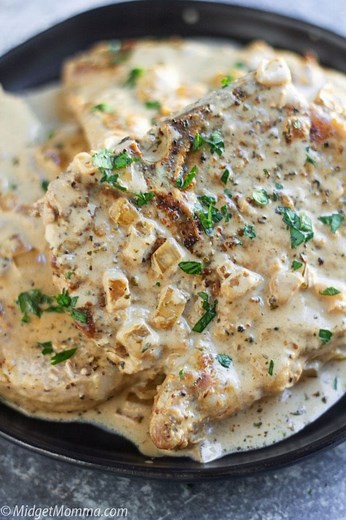 Creamy Roasted Garlic Parmesan Pork Chops Recipe
