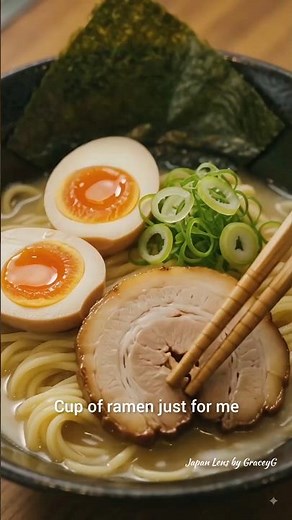 Top 10 Japanese Foods Every Tourist Must Try! 🇯🇵🍣 | Japan Food Guide