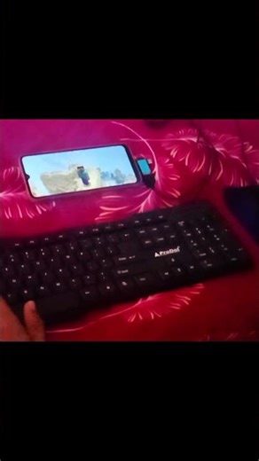how to play Minecraft with a keyboard and mouse