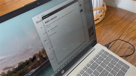 Watch Wireless Numeric Keypad, EK04 N Ergonomic Bluetooth Number Pad on Amazon Live