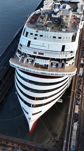 Updates straight from the shipyard on the build of MSC World Asia 🌍 📍Chantiers de l'Atlantique, Saint Nazaire MSC World Asia will be one of the most advanced and spacious ships in the MSC fleet, built to signify The Art of Cruising. Her name has officially been painted and her basin flooded, marking several steps closer to completion. #MSCCruises #MSCCruisesCareers #MSCWorldAsia #TheArtOfCruising | MSC Cruises Careers