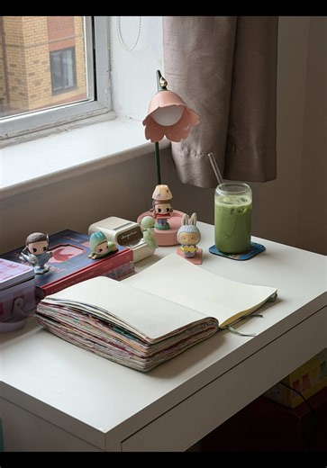 always miss my journal when I travel, so this is my way of scratching the creative itch 🙂‍↕️📔 Now that I’m back I can tell you I didn’t touch the notebook and the hobonichi but it was so cool to do the word search while waiting for my flight (why did I not remember how hard they actually are??). Here’s to normalising overpacking your hobbies 🤠