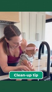 We LOVE messy eating over here, but how in the heck do you clean them up afterwards? BRING THEM TO THE SINK. 1️⃣ They tend to like it more than a scrub down with a rag, making the whole process more pleasant for everyone. You can kinda distract them with the water. 2️⃣ It actually washes off that sticky/gummy food residue from their hands way better than wiping. 3️⃣ It gets them used to washing their hands in the sink, something that’s important for them to learn! Baby at home? If you feel lost,