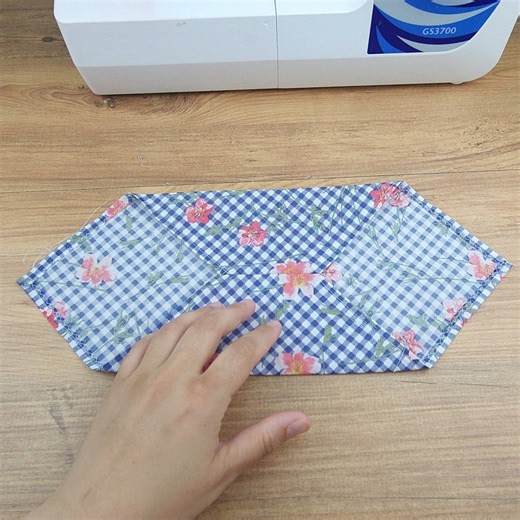239K views · 3.4K reactions | Draw String Bag ,Quick Sewing #sewing #sewingtips #sewingtipsandtricks #quicksewingtips #pouch #pouchbag #drawstringbag # | Modelist/Terzi Hatice DEMİR | Facebook