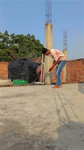 💪A R M A N 🔥 H A S H M I 🇮🇳 on Instagram: "Ez Handstand tutorial ✅ #armanfitness . . . . . #handstandtutorial #handstandpractice #continue #practice #calisthenics #explore #reels #fitnessmotivation"