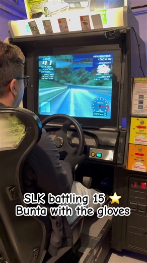 SLK tuning a new R32 by taking on 15⭐️ Bunta! #initiald #initialdarcade #initialdarcadestage
