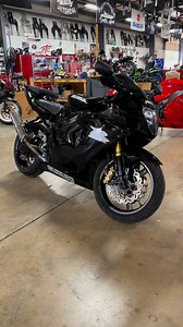2003 Suzuki GSXR 1000 stock#0373 $5,950 27k miles Call @allthingschrome 615-431-2294 FOR FINANCING CLICK HERE https://www.allthingschrome.net/financingTO SEE ALL OF OUR INVENTORY CLICK HERE https://www.allthingschrome.net/bikes-for-saleTO GET A SHIPPING QUOTE CLICK HERE WWW.USHIP.COM#allthingschrome #ATC #moto #motorcycle #sportbike #motorcyclelife #fattirebike #suzuki #hayabusa #suzukimotorcycle #suzukihayabusa #sendit #fullsend #GSXR #bikestagram #instamoto #throttlezone #throttlesociety #bike