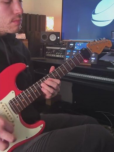 Jamming #68 — Nice take by ‪@mitchclews‬ 🔥⚡️ #JamAlongBackingTracks #jazzfusion