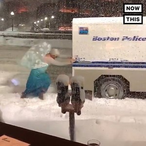 908K views · 9.4K reactions | This gender-bending Queen Elsa proved that there’s nothing a man in a dress can’t do | NowThis | Facebook