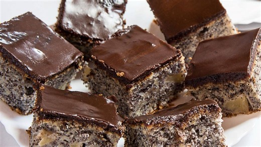 Kevert mákos süti reszelt almával: ezt nem lehet elrontani