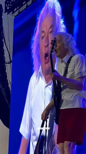 AC/DC - Angus Young Live #acdc #acdcconcert #livemusic #live #concert #rock
