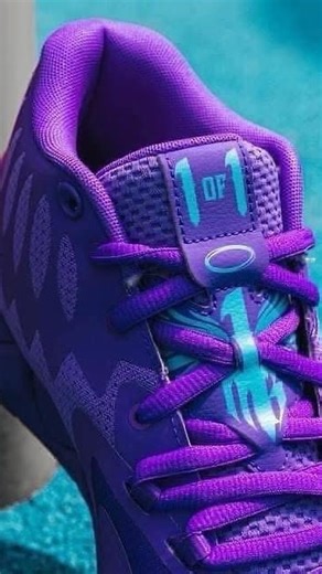 ☄️ LaMelo Ball x Puma MB.01 “Queen City” / size: 40.5, 45 #бэлэн. 🎯 Зээлийн 𝗦𝘁𝗼𝗿𝗲𝗽𝗮𝘆, 𝗣𝗼𝗰𝗸𝗲𝘁, 𝗟𝗲𝗻𝗱𝗠𝗡 апп ашиглан Одоо аваад, Дараа төлөх боломжтой. 🌡 Оригиналь пүүз нь өнгө, загвар, размераас хамааран үнэ өөр байдаг тул сонирхсон пүүзнийхээ зураг, размерийг мессенжерээр явуулж үнийн мэдээлэл аваарай. 📍𝗠𝗮𝘅 𝗠𝗮𝗹𝗹 их дэлгүүр 𝟯 давхар 𝟯𝟱𝟲 & 𝟯𝟭𝟬 ⏰ Өдөр бүр 𝟭𝟬:𝟬𝟬-𝟮𝟬:𝟯𝟬 🚗 Хот дотор хүргэлт үнэгүй. Орон нутаг руу унаанд дайна. ☎️ 𝟴𝟴𝟴𝟴-𝟲𝟰𝟵𝟬 | Mamba sne