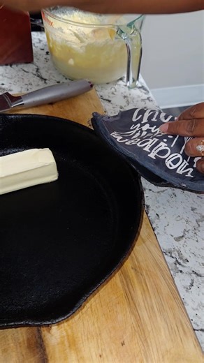 Cornbread recipe used for #cornbreaddressing should be a little less fluffy than the #cornbread used as a side dish | Mama Sofana's Buttercream Dreams