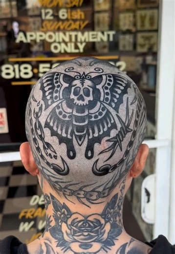 I've heard of a leg sleeve and an arm sleeve, but a head sleeve....hell yeah! Thanks Cat! P.S. everything by me except the centipede! #traditionaltattoo #tattoo