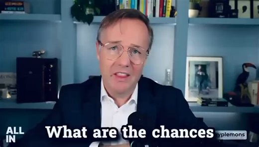 🇺🇸 🚀 Chamath 预测：特斯拉和 SpaceX 将在 IPO 后合并。可能性高达 99.999%。逻辑很简单。他们已经共享机器人、晶圆厂和 xAI 技术。合并将彻底消除关于埃隆·马斯克时间分配不均的种种传闻。一家公司，一个估值，一个埃隆。如果合并成真，这将是历史上规模最大的企业合并案。来源：@jayplemons @chamath @theallinpod