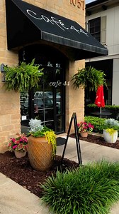 From hidden gems to small town staples - here’s how to eat, shop, and explore like a local. 🫶 💙 | Visit Lake Oconee