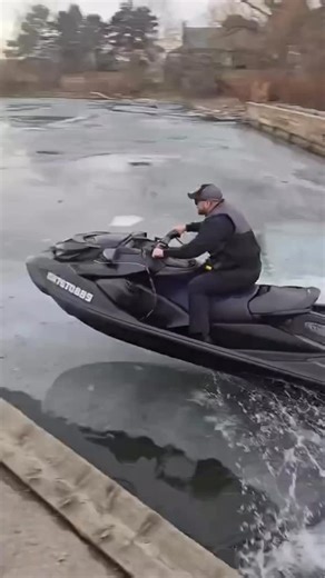 Pro Rider Watercraft Magazine on Instagram: "It’s beginning to look a lot like…winter! 🥶 Video: @gavonomics , @rubenator_77 Like, Tag & Share! @proridermagazine @proridermag #pwc #jetski #waverunner #adventure #jetskiing"