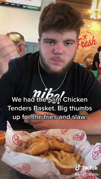 Discover Slim Chickens: New Eatery in Mankato, MN