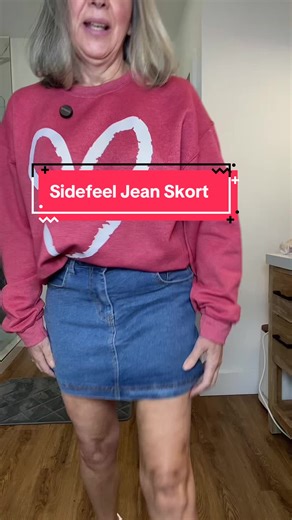 This denim mini skirt is a closet staple 💙 High-waisted, stretchy, and actually comfortable — plus it has pockets (we love that). Easy to dress up or down and perfect with tanks, tees, or sweaters. ✔️ High-waisted fit ✔️ Stretchy denim (moves with you) ✔️ Mini length but not restrictive ✔️ Functional pockets ✔️ Easy everyday style If you’ve been looking for the denim skirt… this is it 👌 #DenimSkirt #MiniSkirt #EverydayStyle #WardrobeStaple #sidefeel