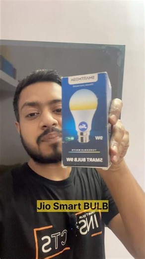 Jio smart bulb controlled by smartphone #Jio #jiotrue5g #jio5g