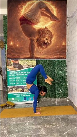 Handstand scorpion challenge #handstand #scorpion #shorts #viral