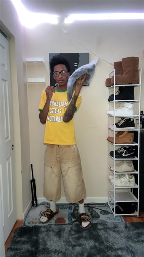 Graphic Tees: A Fashion Statement to Express Yourself